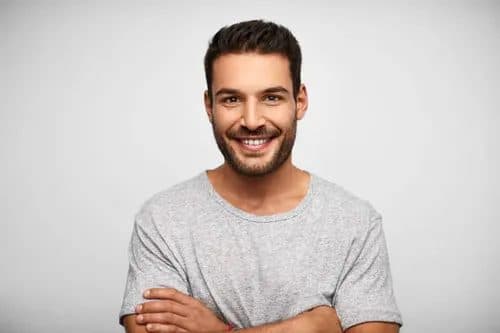 Retrato de Roberto Vega, miembro de Transformando Comunidades.